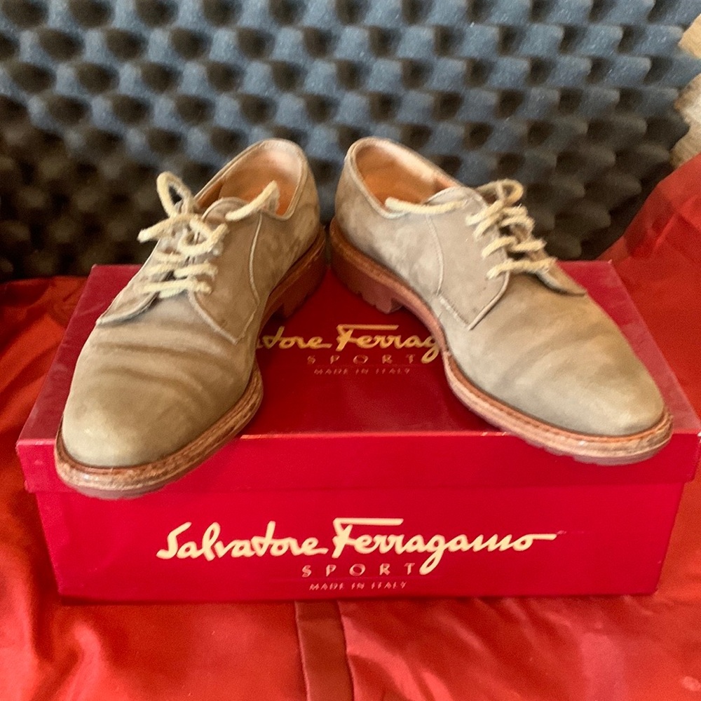 Salvatore Ferragamo woman’s casual shoes, size 5.